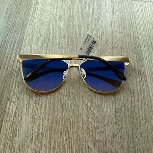 Quay Australia | Accessories | Quay Australia In Pursuit  display picture 2
